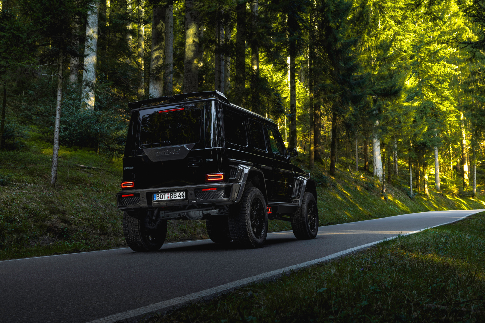 SMALL_BRABUS XL 800_W 465_Outdoor (4)